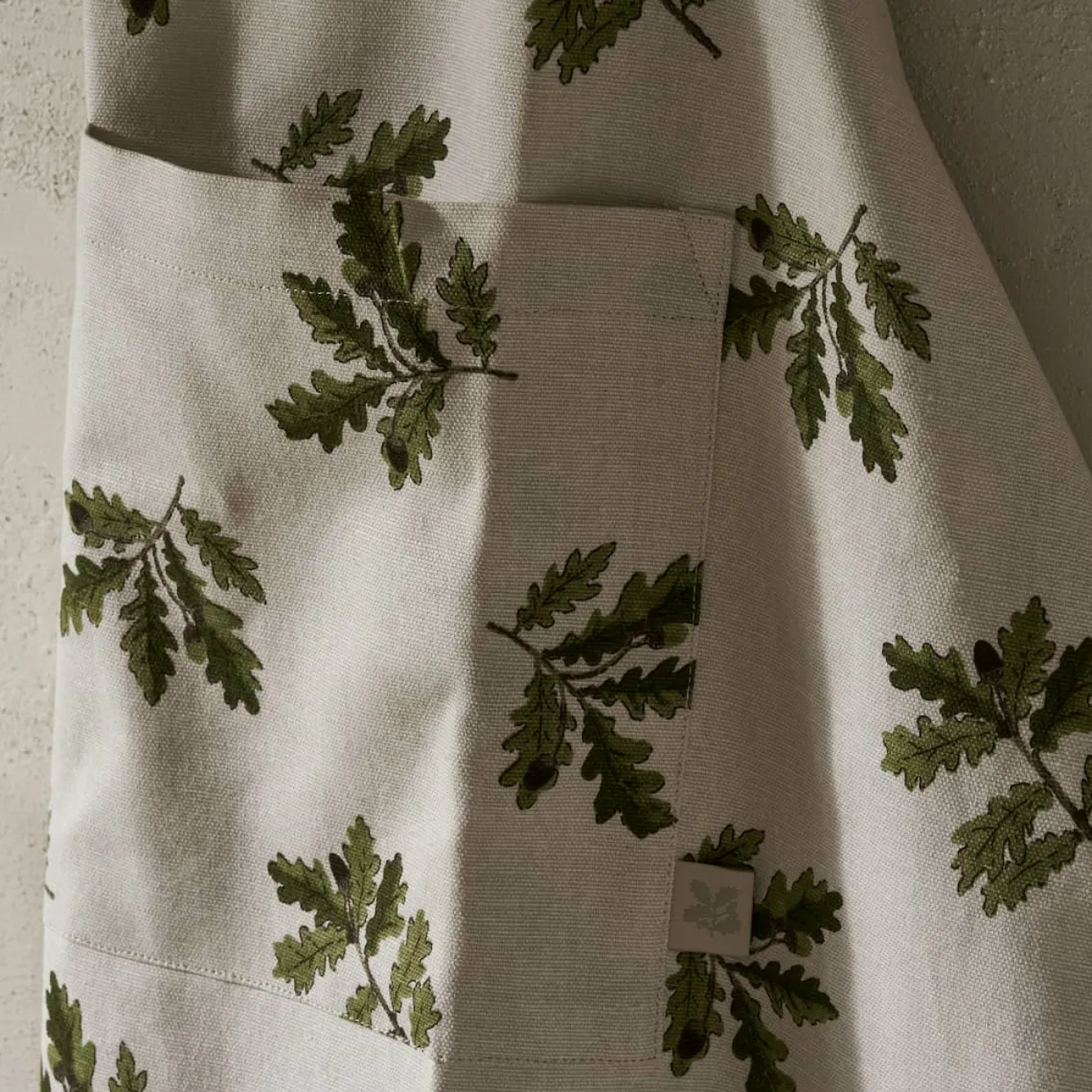 Sophie Allport Acorn and Oak National Trust Apron- Aprons