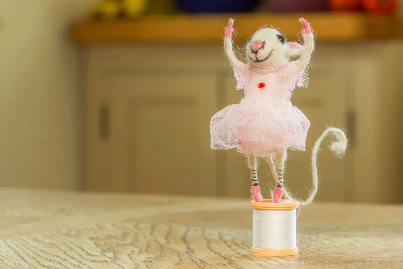 Sew Heart Felt Beautiful Ballet Dancer Felt Mouse- Children
