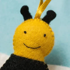 Corinne Lapierre Bee & Flower Wool Mix Felt Craft Kit- Crafts|Children