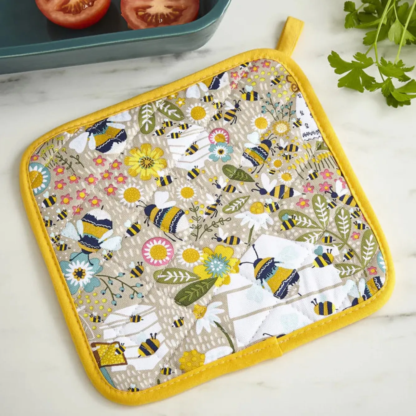 Ulster Weavers Bee Keeper Pot Mat- Pot Grabs