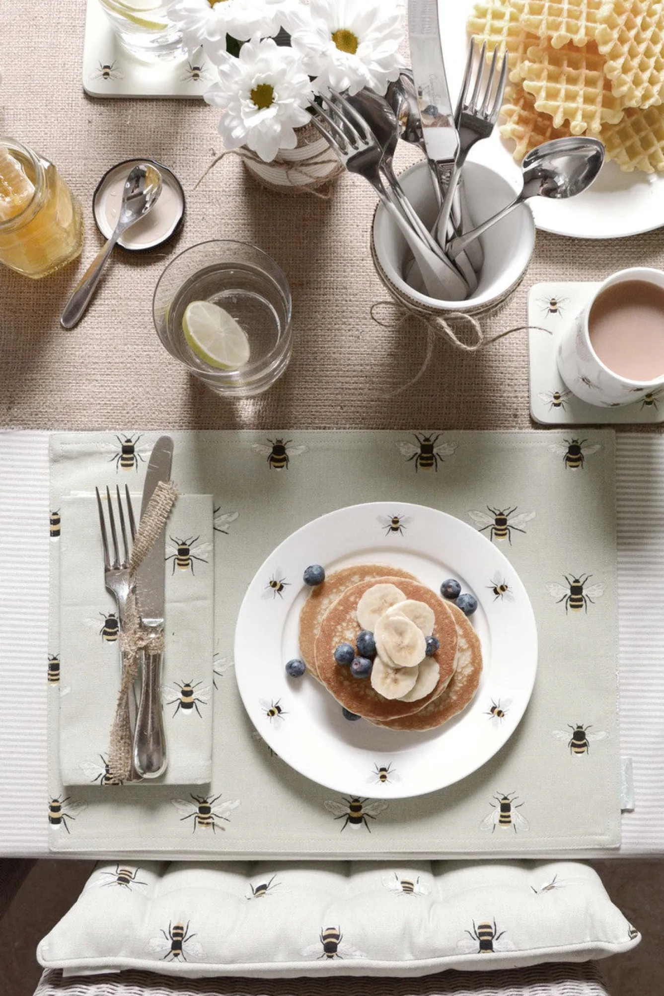 Sophie Allport Bees Fabric Placemat- Tea|Placemats