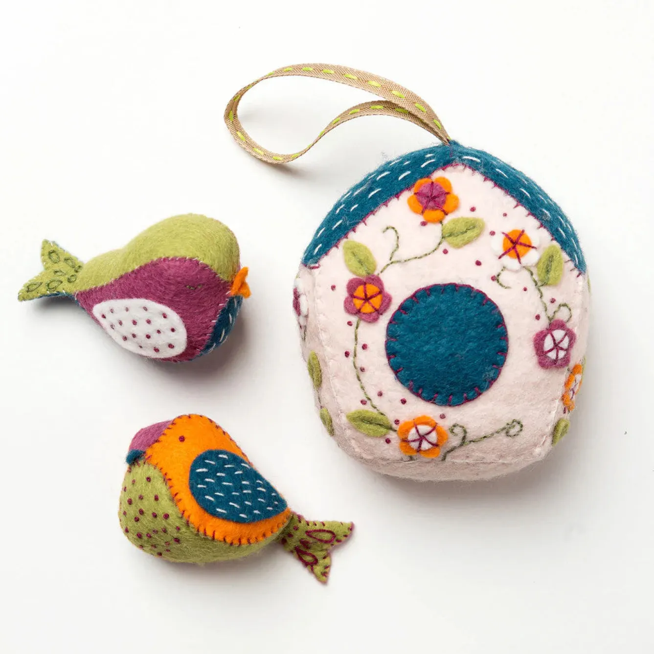 Corinne Lapierre Birdhouse & Birds Wool Mix Felt Craft Kit- Crafts|Children