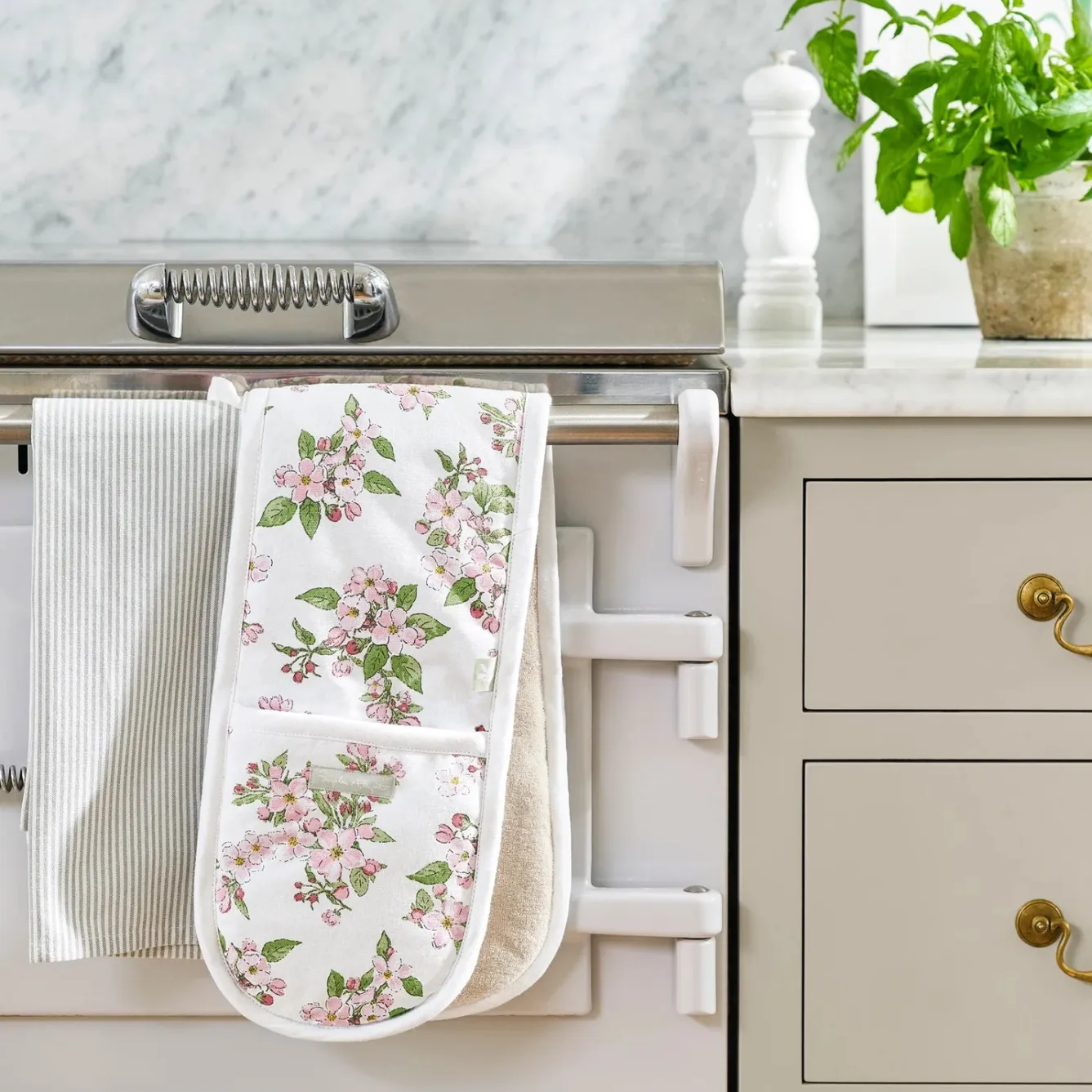 Sophie Allport Blossom Double Oven Glove- Oven Gloves/Mitts