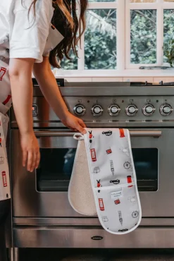 Laura Fisher Bright & British Double Oven Glove- Oven Gloves/Mitts