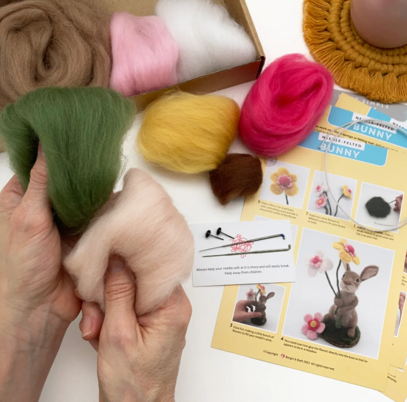 Bergin & Bath Bunny Needle Felting Kit- Crafts