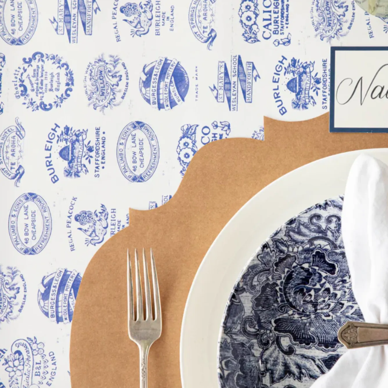 Burleigh Heritage Paper Table Runner- Placemats