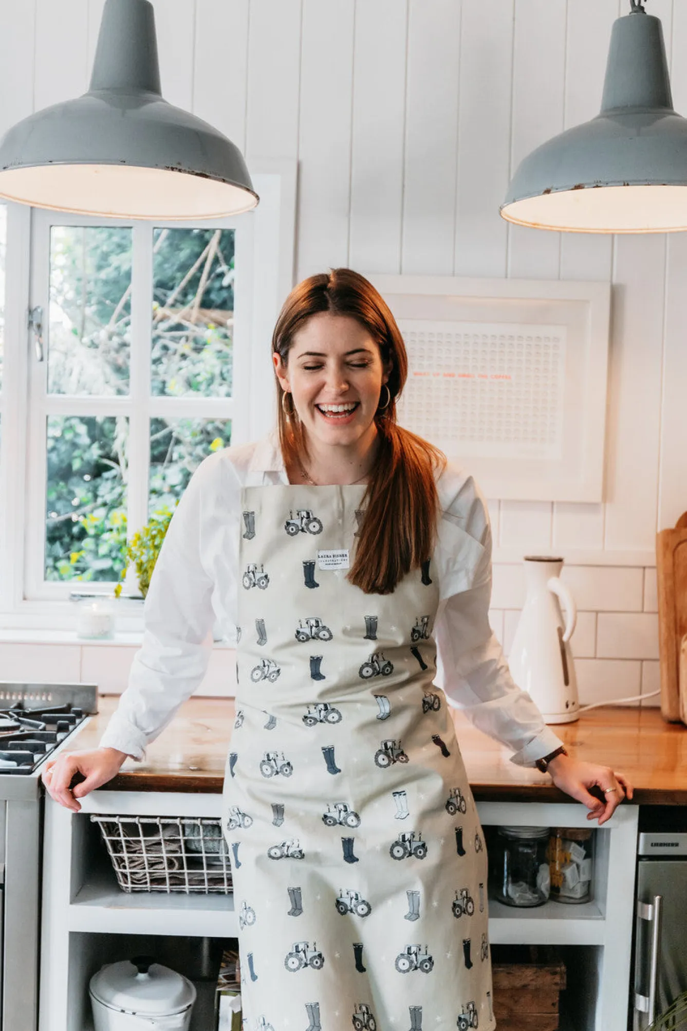 Laura Fisher Country Farm Cotton Apron- Aprons