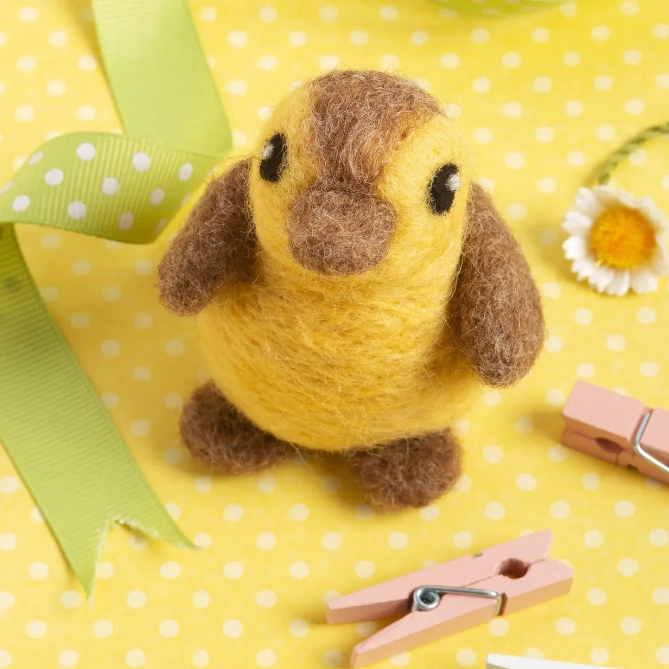 Hawthorn Handmade Duckling Mini Felting Kit- Crafts