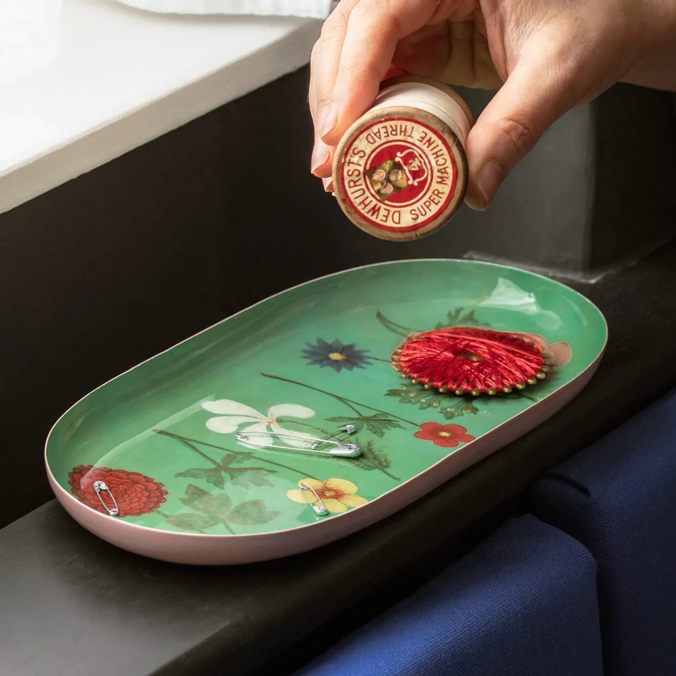 Roomytown Festival of Flowers Oval Enamel Printed Tray- Trays|Stationery