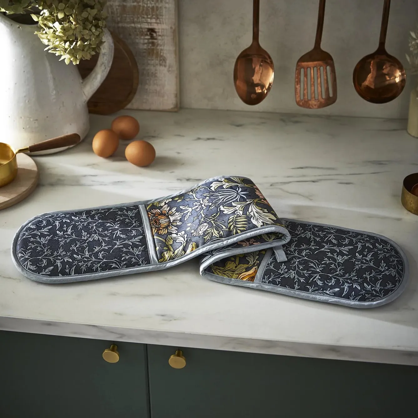 Ulster Weavers Finch & Flower Double Oven Glove- Oven Gloves/Mitts