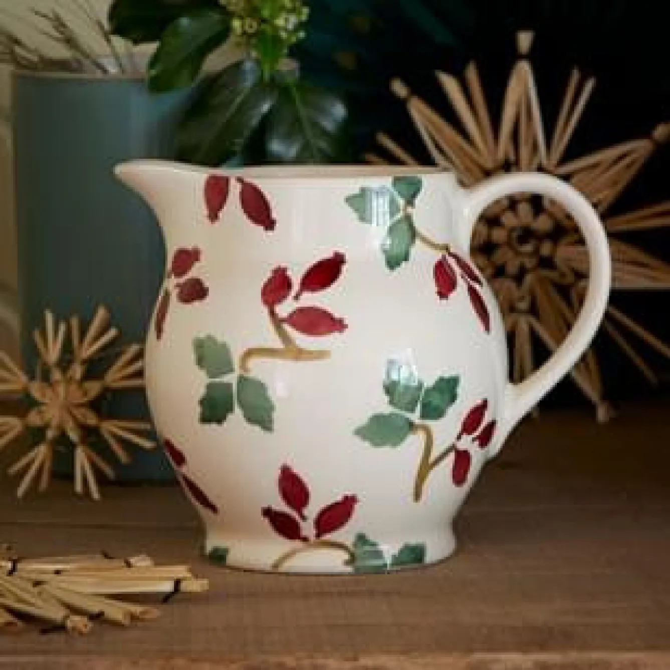 Emma Bridgewater Folk Rosehip 1/2 Pint Jug- Jugs