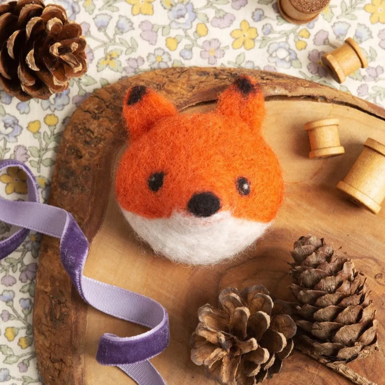 Hawthorn Handmade Fox Brooch Felting Kit- Crafts|Children