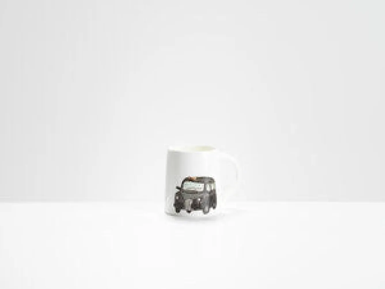 Helen Beard Hackney Cab Mug- Places|Great Britain