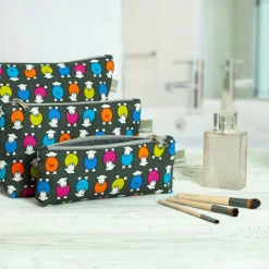 The Herdy Company Herdy Marra Medium Cosmetic Bag- Bags