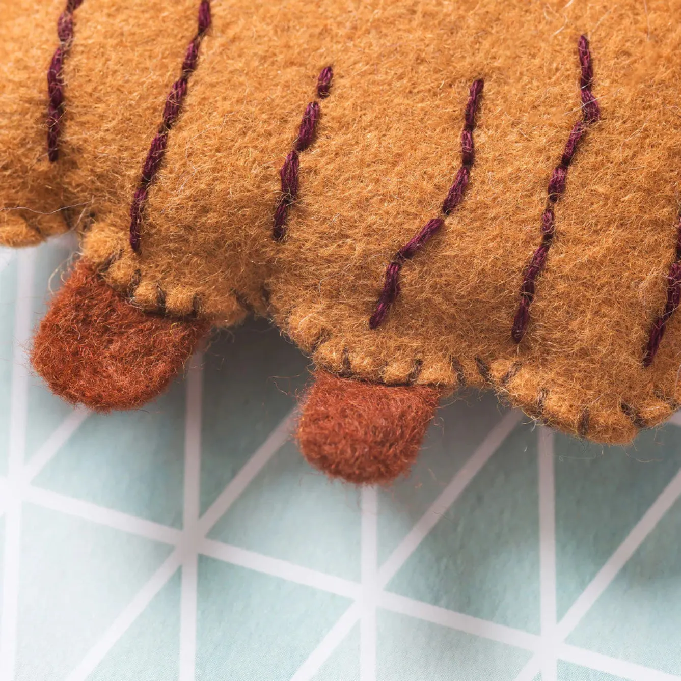 Corinne Lapierre Highland Cow Felt Craft Mini Kit- Crafts|Children