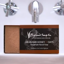 The Highland Soap Company Highland Honey & Oats Handmade Natural Soap 190g- Father's Day|Soaps & Lotions