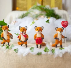 Sew Heart Felt Hunter Fox Holding Holding a Robin Felt Decoration- Seasonal Decor|Children