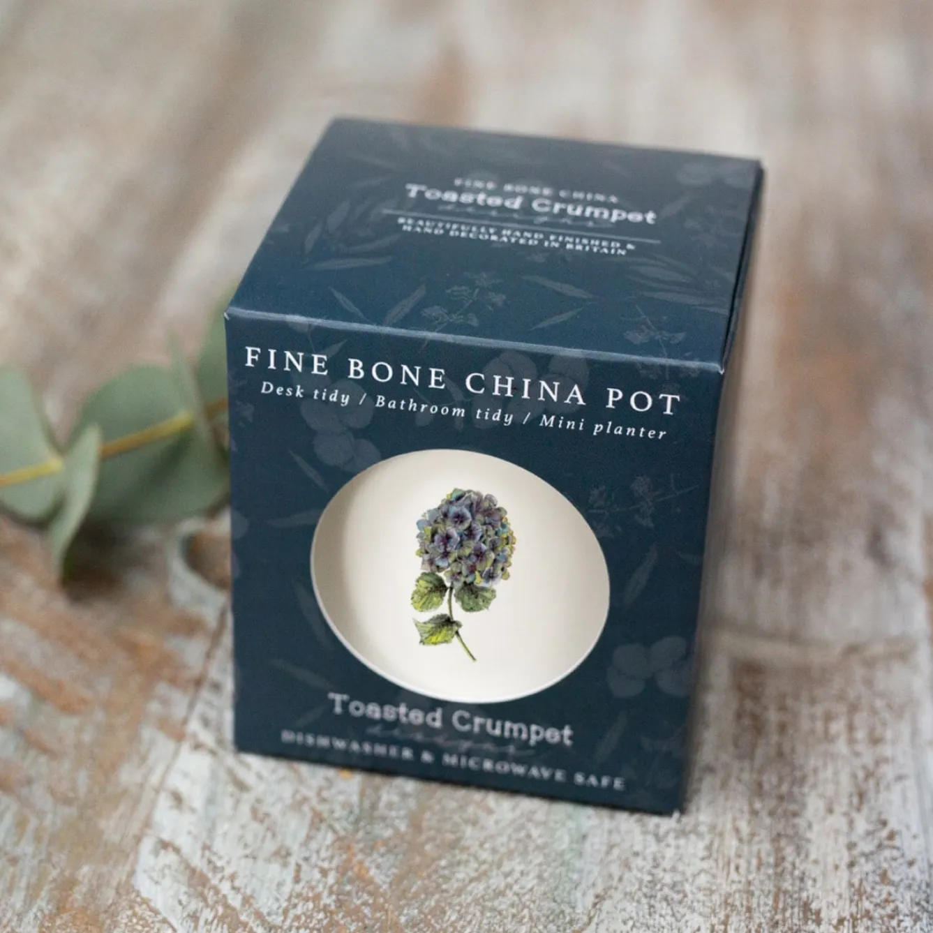 Toasted Crumpet Hydrangea Bone China Pot- Flowers & Garden