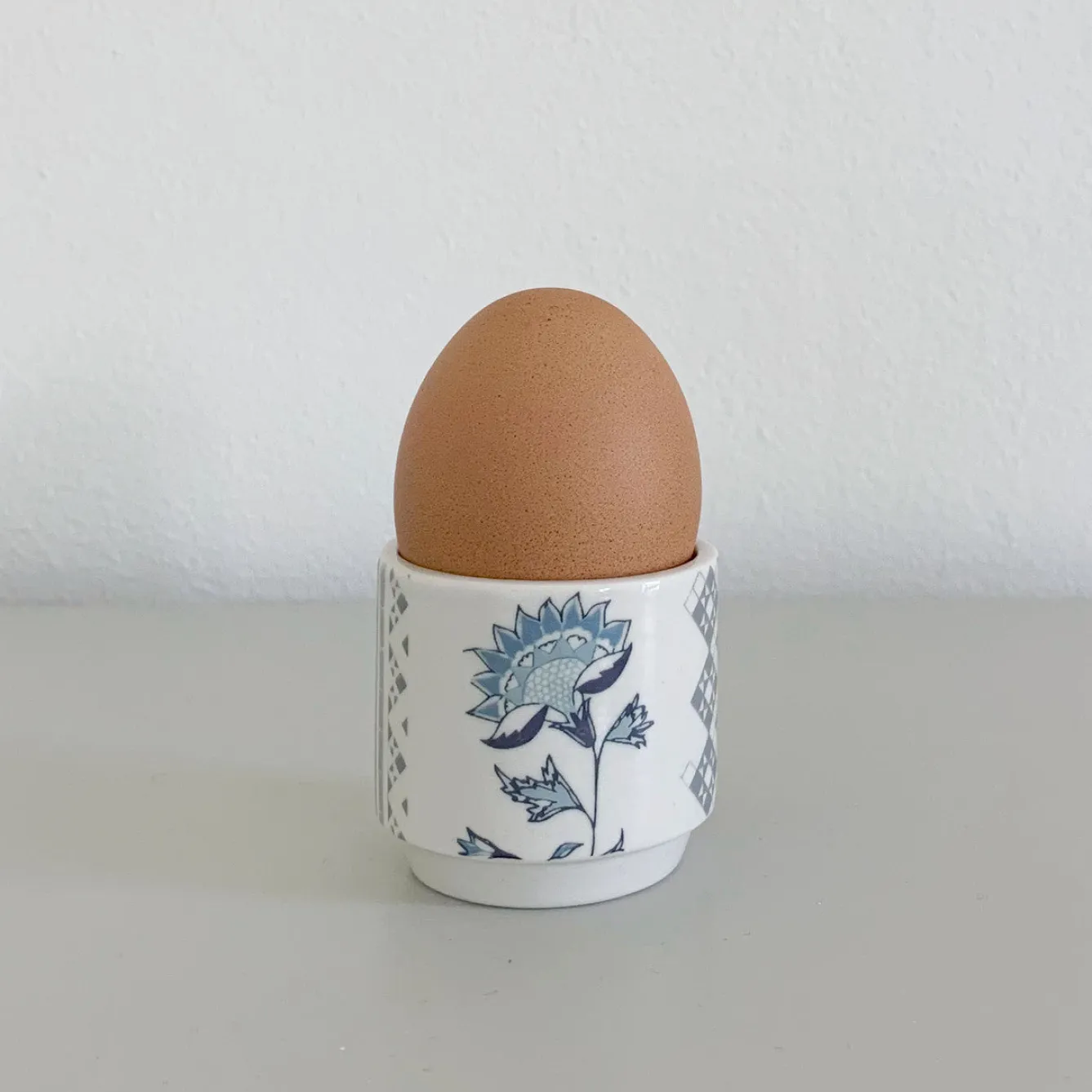 Alex Allday Jasmine Ceramic Egg Cup- Tea|Egg Cups
