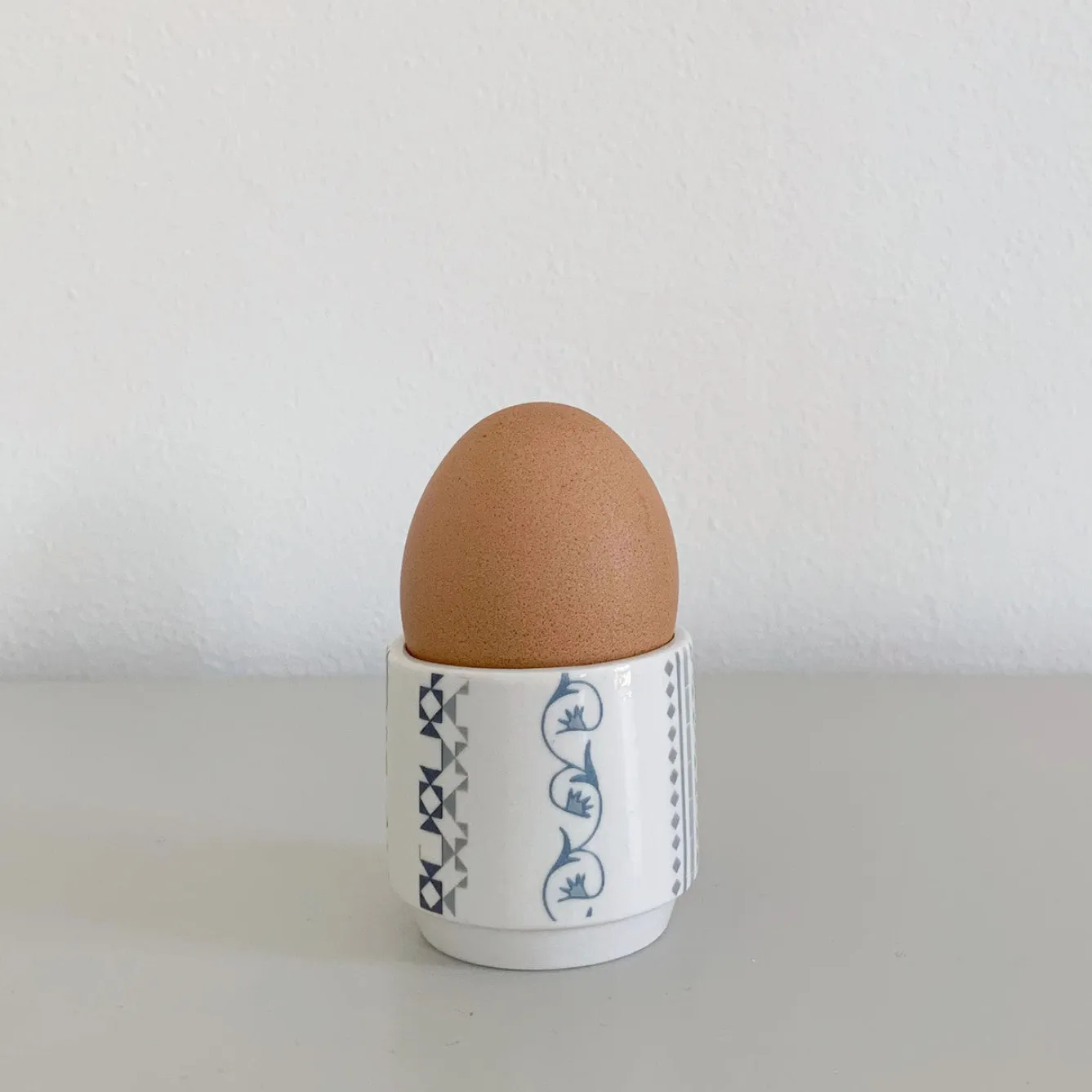 Alex Allday Jasmine Ceramic Egg Cup- Tea|Egg Cups
