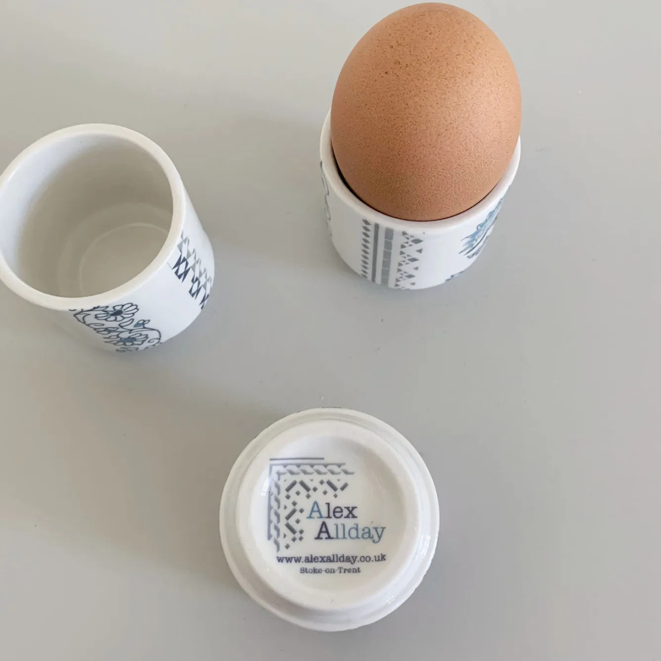 Alex Allday Jasmine Ceramic Egg Cup- Tea|Egg Cups