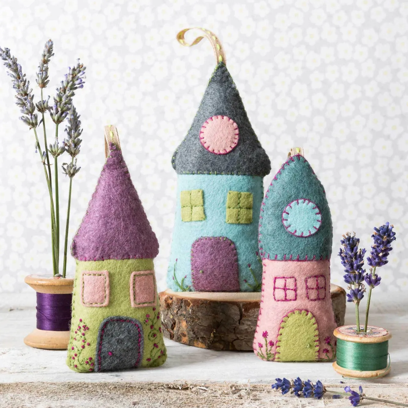 Corinne Lapierre Lavender Houses Wool Mix Felt Craft Kit- Crafts|Children