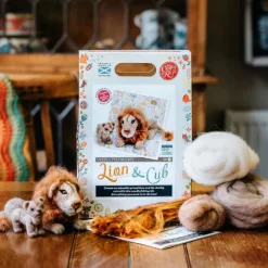 The Crafty Kit Co. Lion & Cub Needle Felting Craft Kit- Crafts|Children