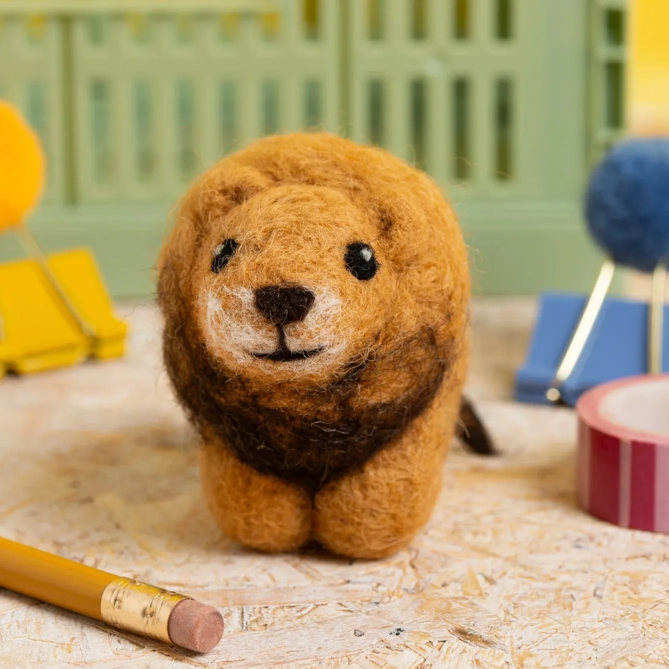 Hawthorn Handmade Lion Mini Felting Kit- Crafts