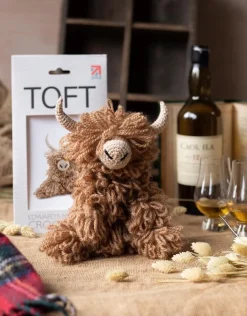 Toft Crafts Morag the Highland Coo Kit- Crafts