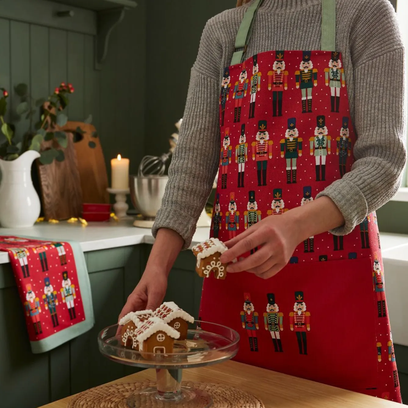 Ulster Weavers Nutcracker Parade Recycled Cotton Apron- Aprons