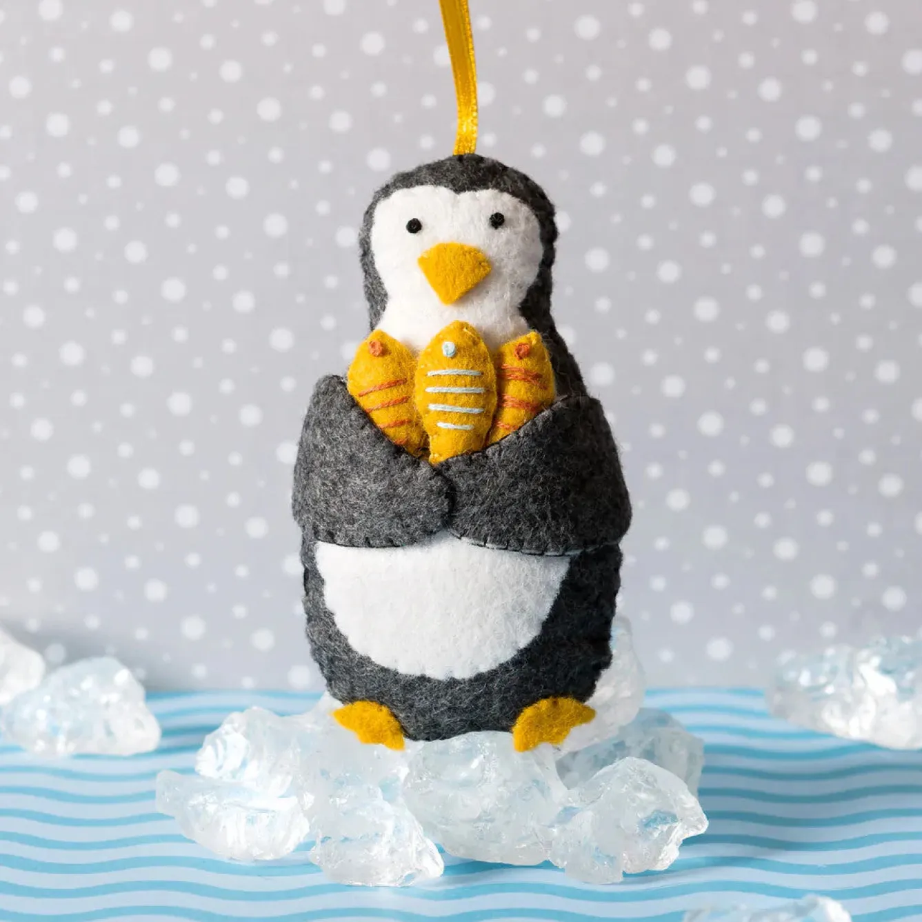 Corinne Lapierre Penguin Wool Mix Felt Craft Kit- Crafts|Children