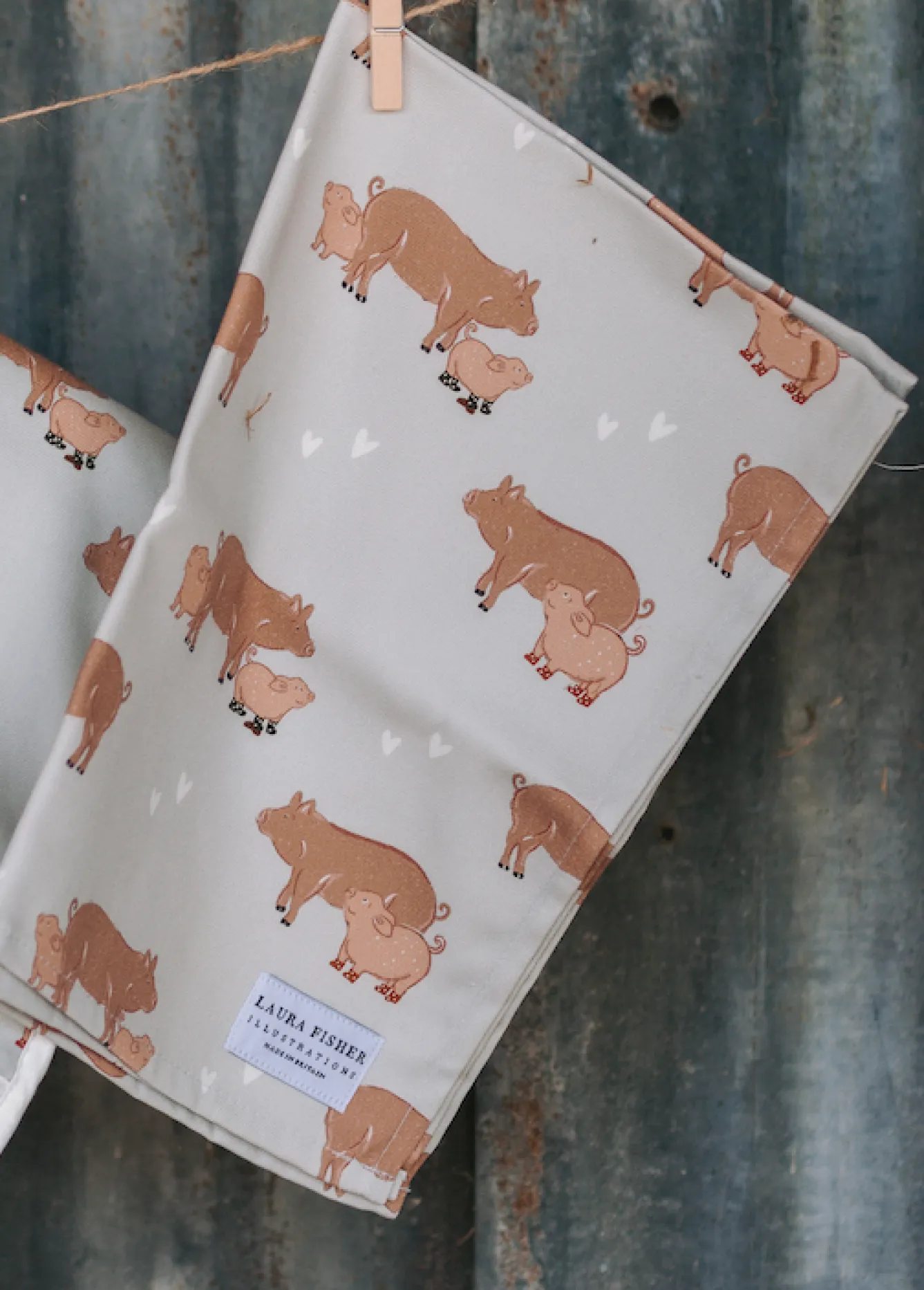 Laura Fisher Perfect Pig Cotton Tea Towel- Tea|Tea Towels