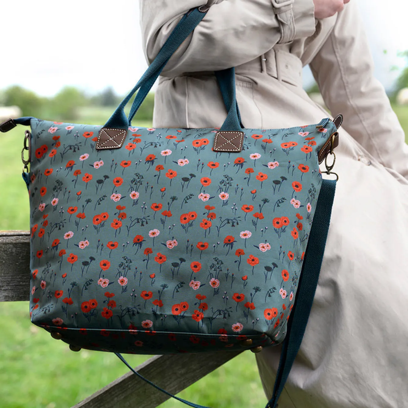 Sophie Allport Poppy Meadow Oundle Bag- Bags
