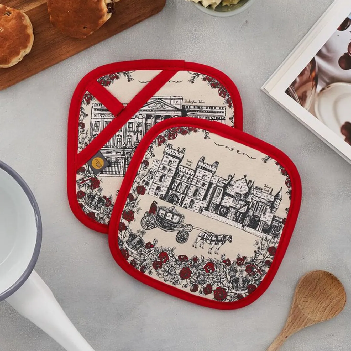 Victoria Eggs Royally British Pot Grab/Holder- Pot Grabs