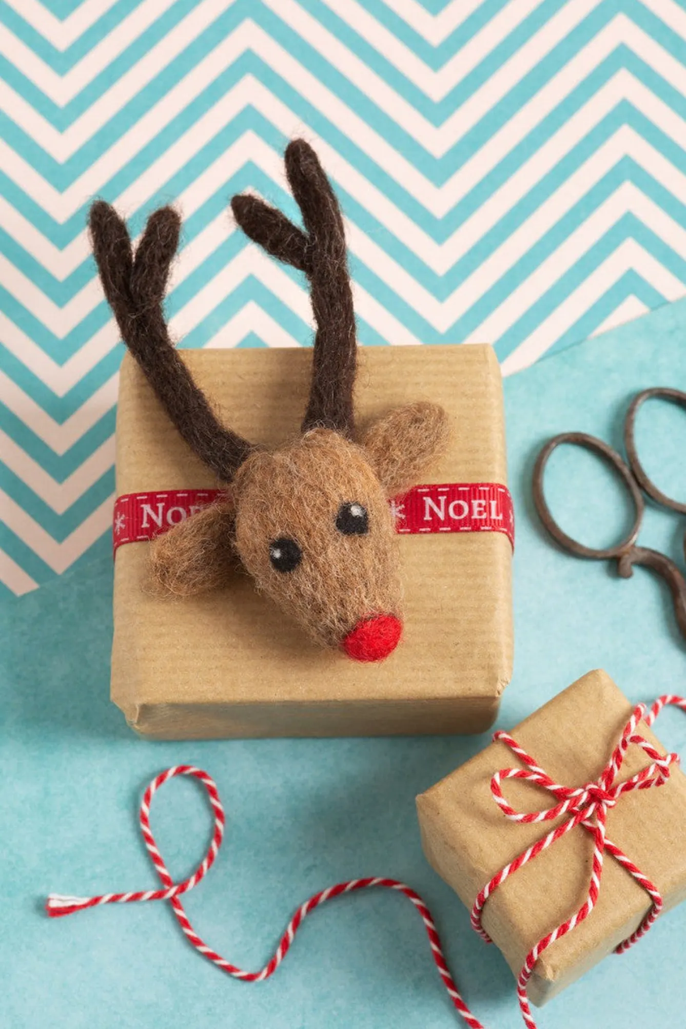 Hawthorn Handmade Rudolph Brooch Felting Kit- Crafts
