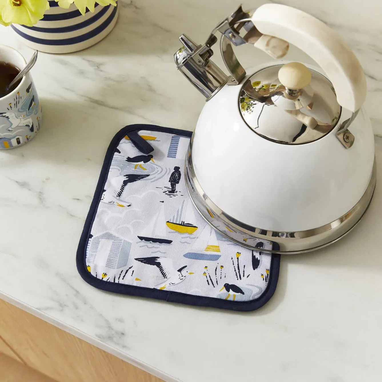 Ulster Weavers Seashore Pot Mat- Pot Grabs