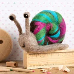 Hawthorn Handmade Snail Needle Felting Kit- Crafts