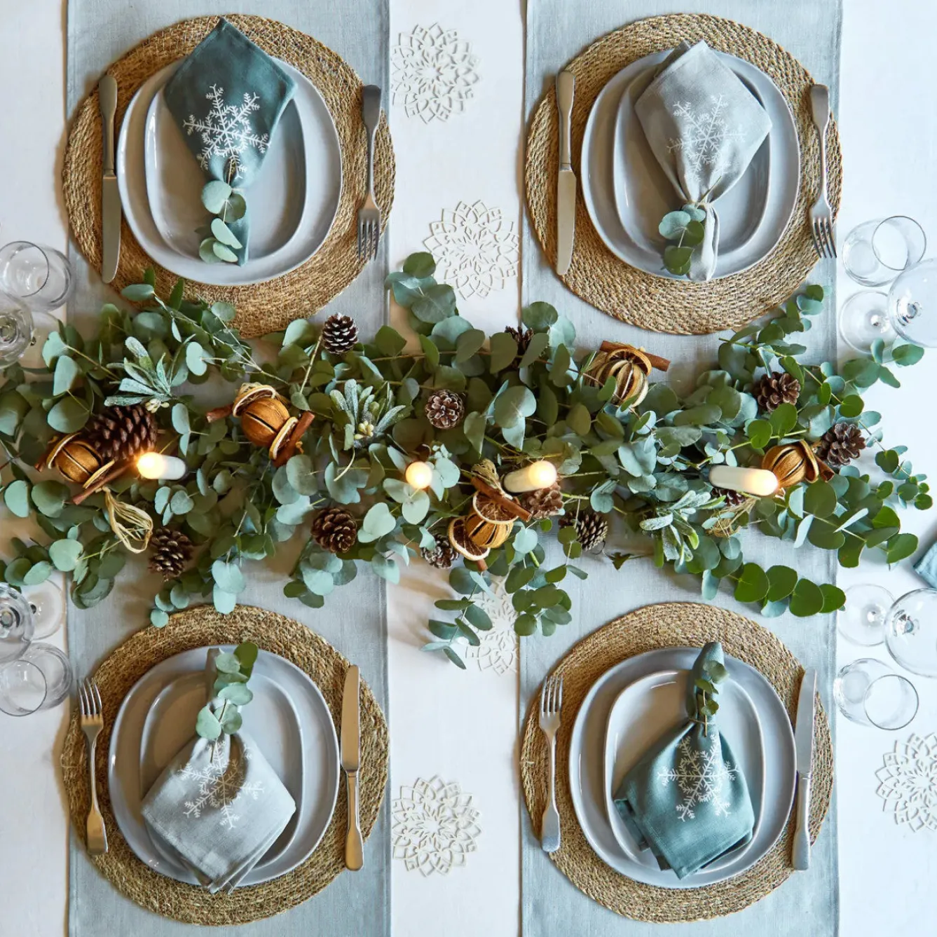 Ulster Weavers Snowflake Sterling Linen Napkin 2 pack- Napkins|Napkins