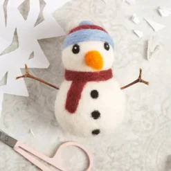Hawthorn Handmade Snowman Mini Felting Kit- Crafts|Children