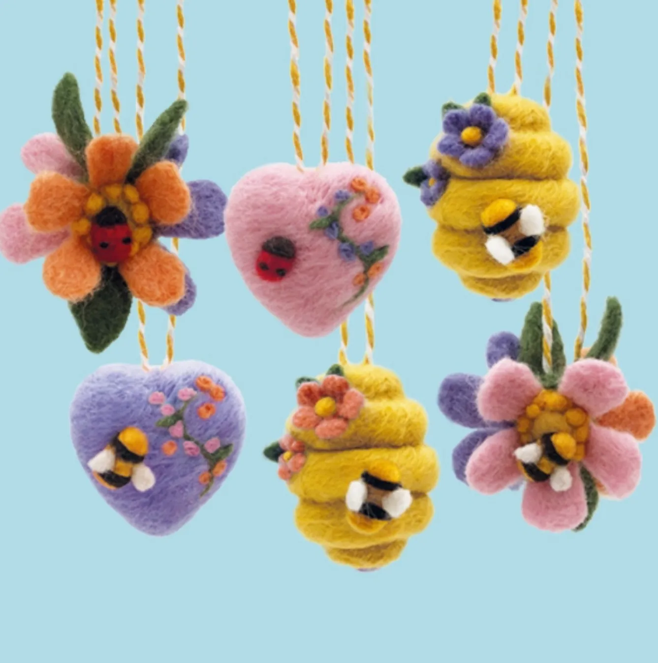 Bergin & Bath Springtime Needle Felting Kit- Crafts