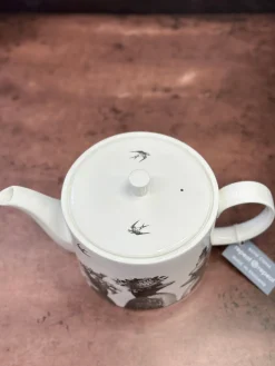 Repeat Repeat Sunday Best Mr and Mrs Penguin Teapot- Tea|Teapots