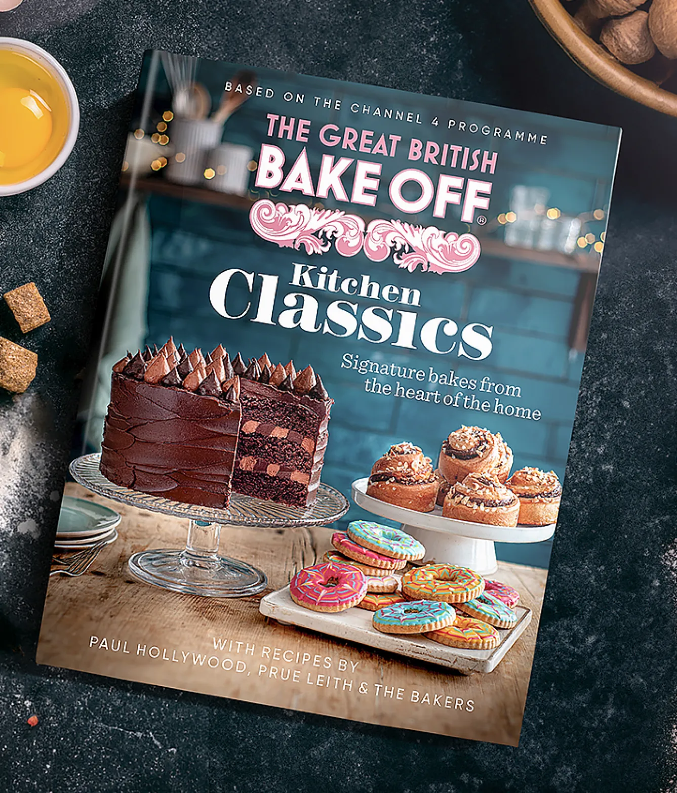 Cook Books The Great British Baking Show - Kitchen Classics- Books