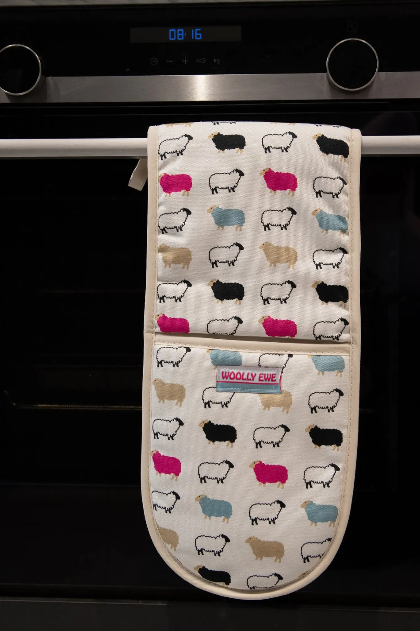 Hairy Coo Woolly Ewe - Sheep Oven Glove- Oven Gloves/Mitts